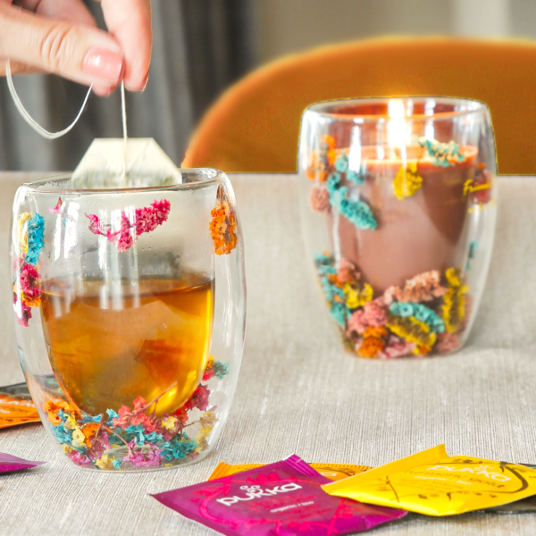Friends & Flowers Color The World - Geurkaars | My Flame Lifestyle - Afbeelding 3