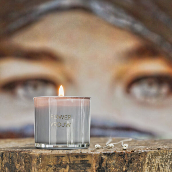 Power vrouw - geurkaars met armband | My Flame Lifestyle - Afbeelding 2