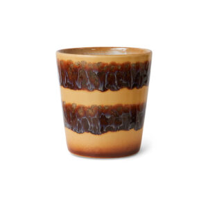70s ceramics: coffee mug cliffs | HK Living